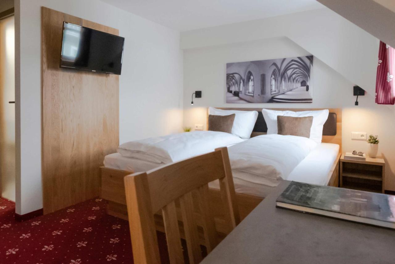 Klostergasthof Heidenheim - Hotel Garni Zewnętrze zdjęcie