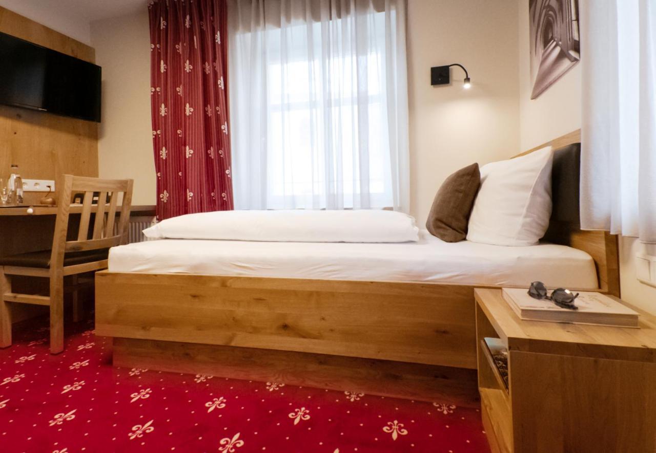 Klostergasthof Heidenheim - Hotel Garni Zewnętrze zdjęcie